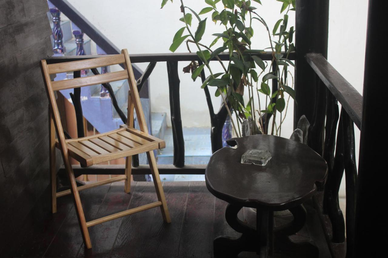Black Wood Hostel เกาะเต่า ภายนอก รูปภาพ